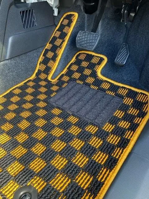 フロアマット【CHECKイエロー】