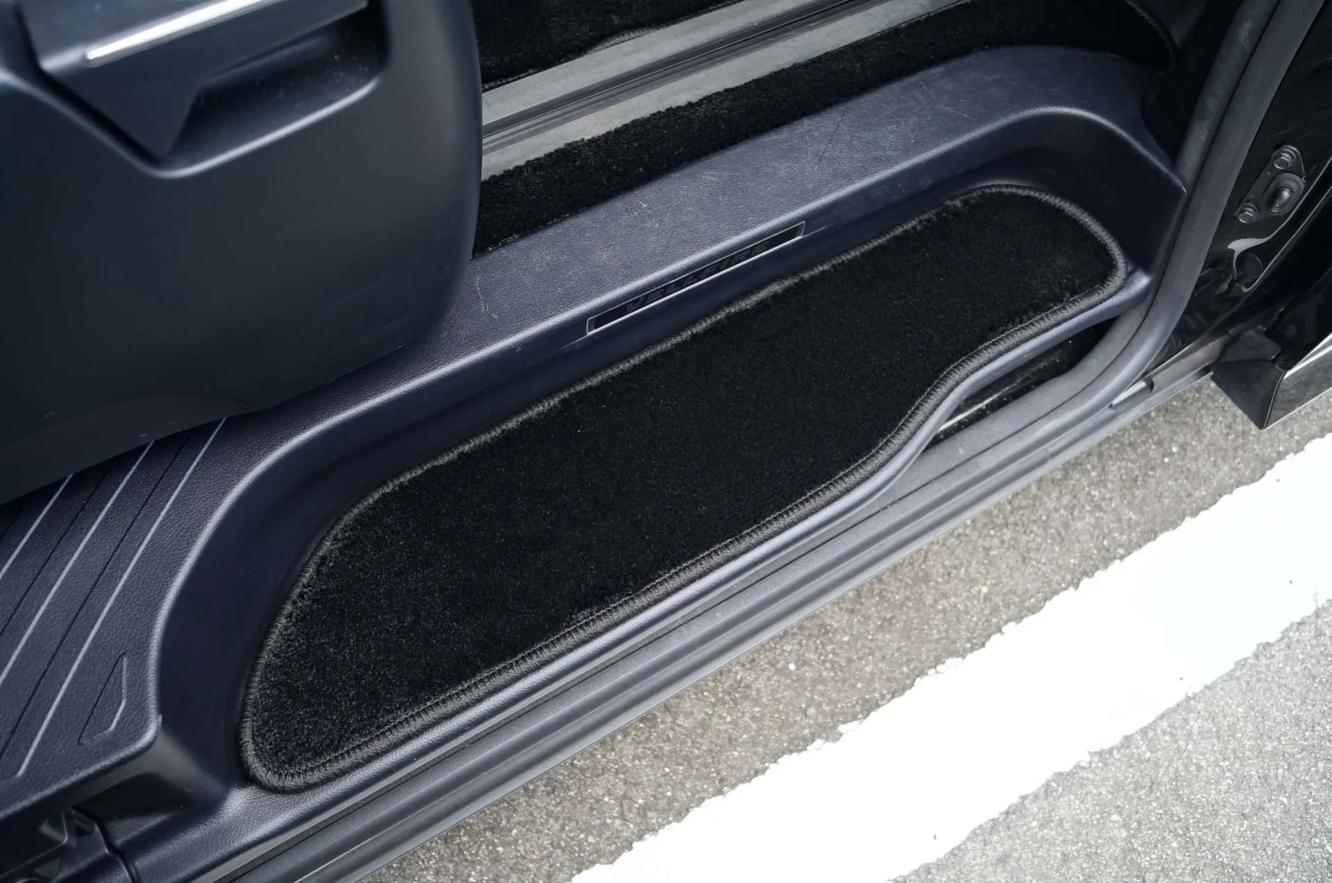 ステップマット【STANDARDブラック】